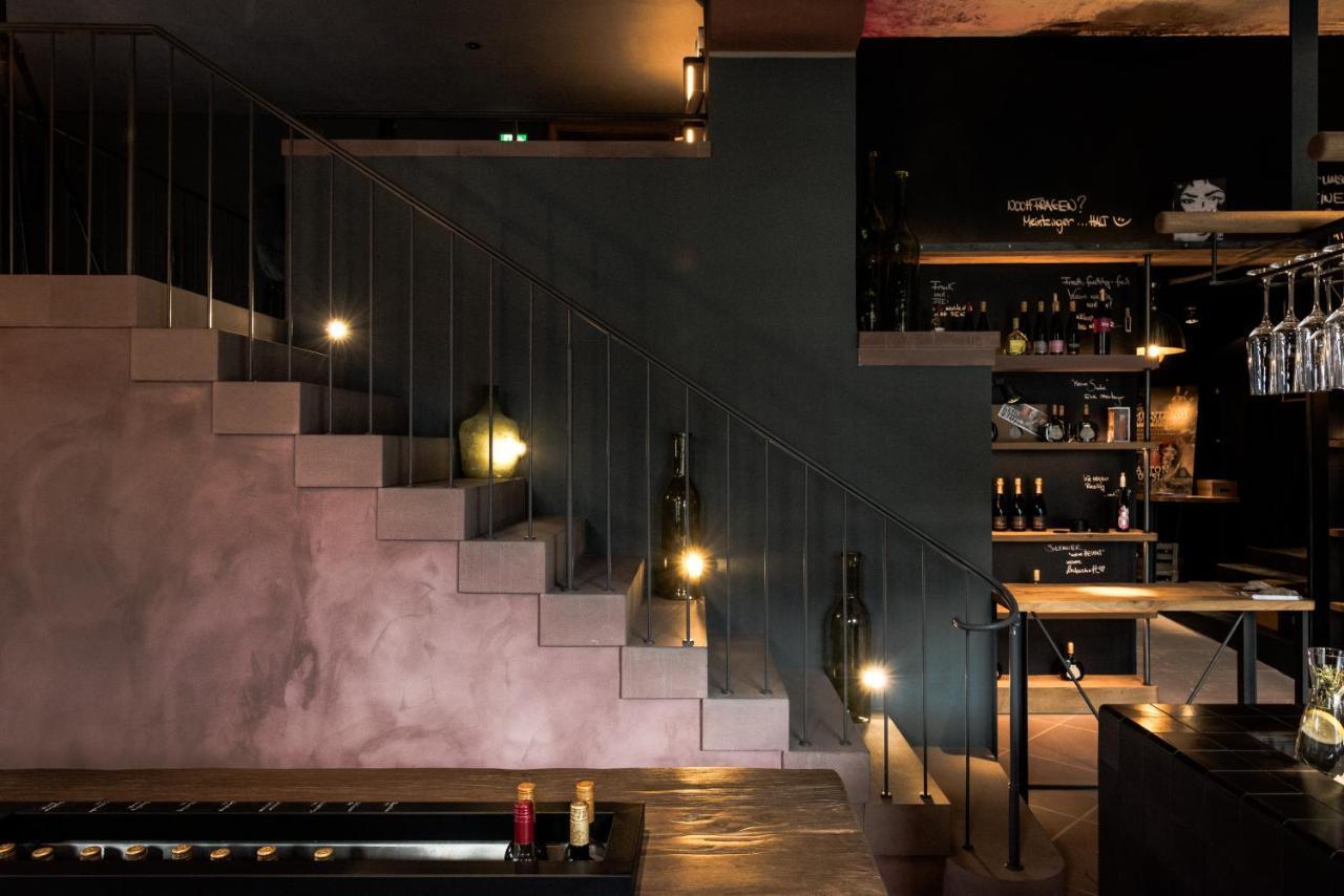 Hotel / Weingut Meintzinger فريكنهاوزن ام ماين المظهر الخارجي الصورة