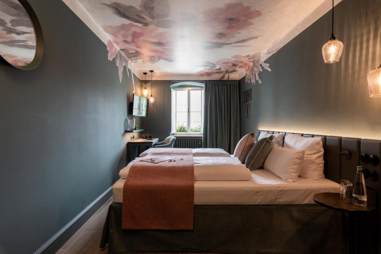 Hotel / Weingut Meintzinger فريكنهاوزن ام ماين المظهر الخارجي الصورة