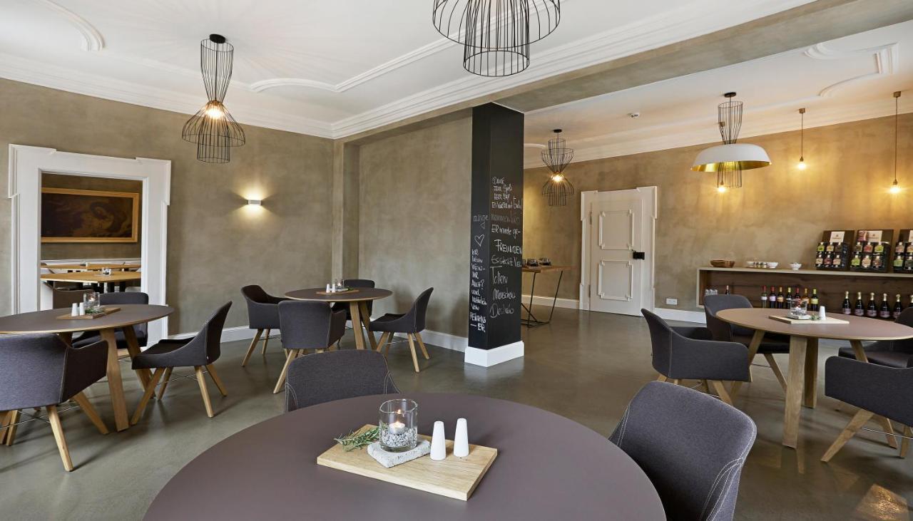 Hotel / Weingut Meintzinger فريكنهاوزن ام ماين المظهر الخارجي الصورة